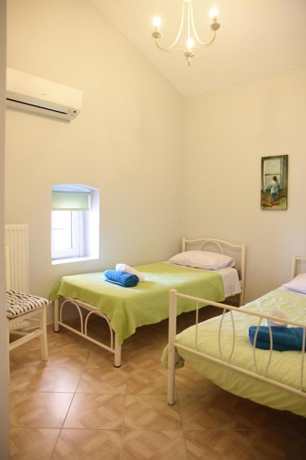 Villa Maxim In Corfu Town Anemomylos 外观 照片